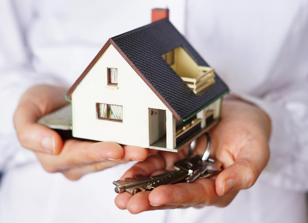 Comprar a buen precio casas en Málaga